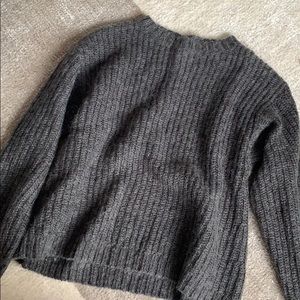 Uniqlo chunky fuzzy sweater